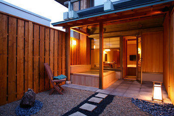 Shikotsuko Daiichi Suizantei Ryokan