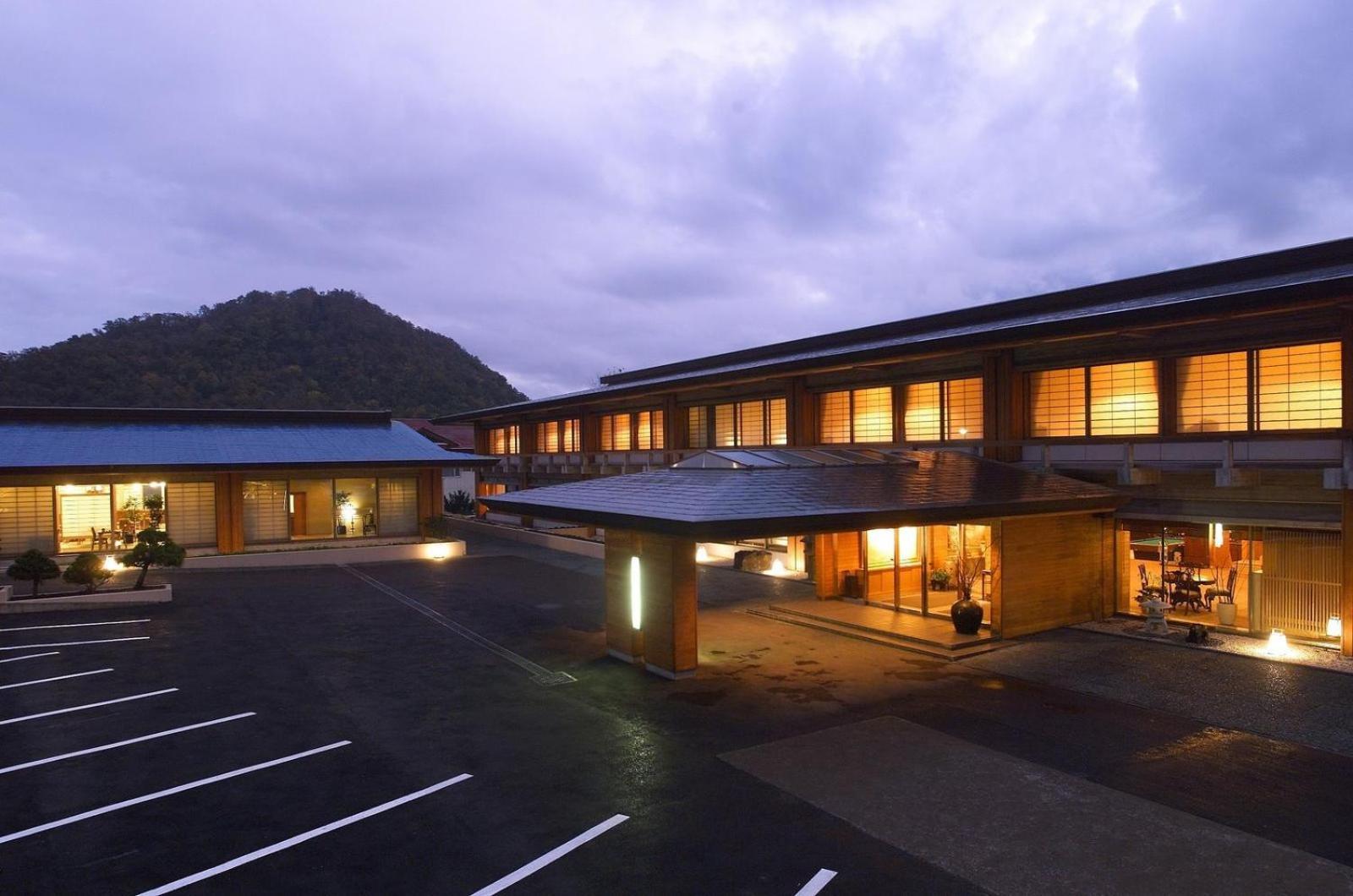 Ryokan Shikotsuko Daiichi Suizantei